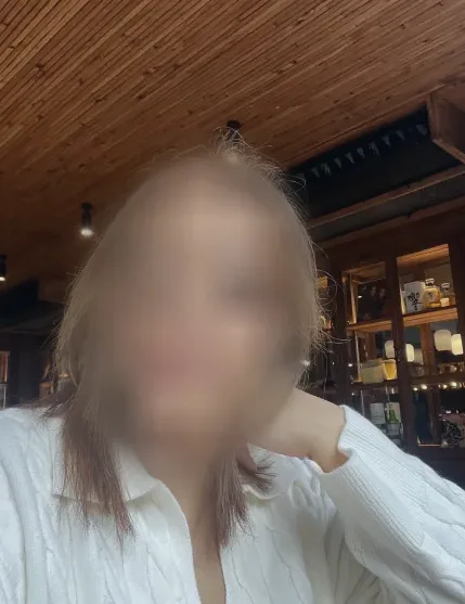 Agata, 40