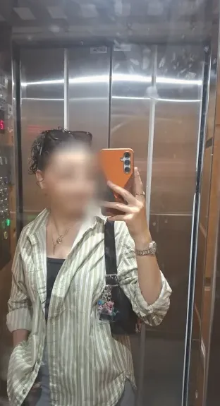 Isla, 21