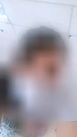 Laura, 36