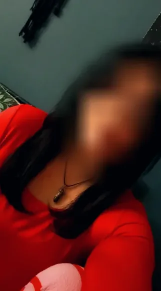 Lily, 30