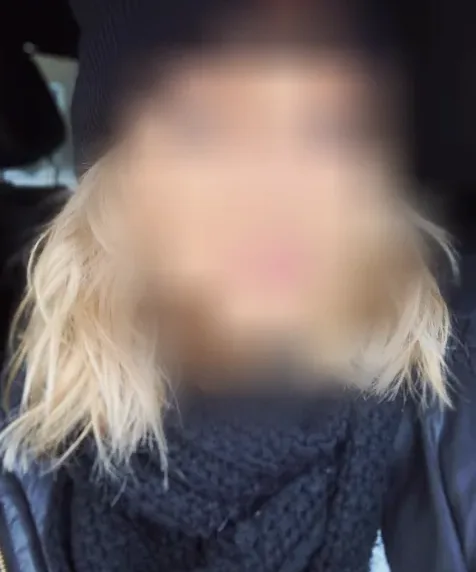 Nia, 39