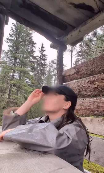 Olivia, 35