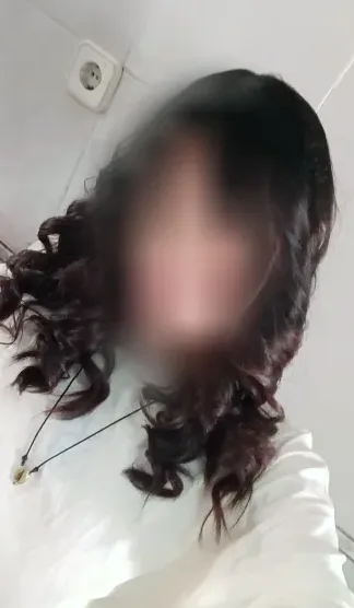 Rhian, 18