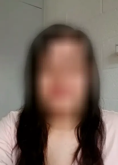 Sarah, 33